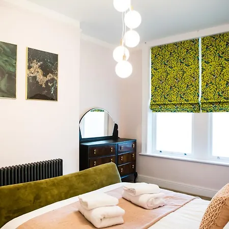 Luxury Travel Emporium Hg1 - 2 Luxury With Parking Space - In Town Centre Διαμέρισμα *