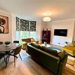 Luxury Travel Emporium Hg1 - 2 Luxury With Parking Space - In Town Centre Χαρογκέιτ