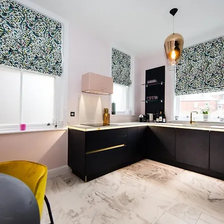 Luxury Travel Emporium Hg1 - 2 Luxury With Parking Space - In Town Centre Χαρογκέιτ