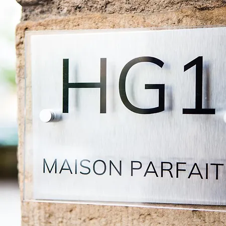 Apartment Luxury Travel Emporium Hg1 - 2 Luxury With Parking Space - In Town Centre *