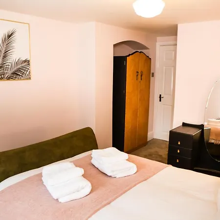 Luxury Travel Emporium Hg1 - 2 Luxury With Parking Space - In Town Centre Apartment Harrogate