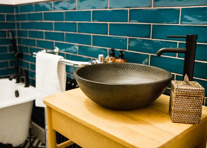 Apartment Luxury Travel Emporium Hg1 - 2 Luxury With Parking Space - In Town Centre *