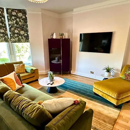 Luxury Travel Emporium Hg1 - 2 Luxury With Parking Space - In Town Centre Apartman